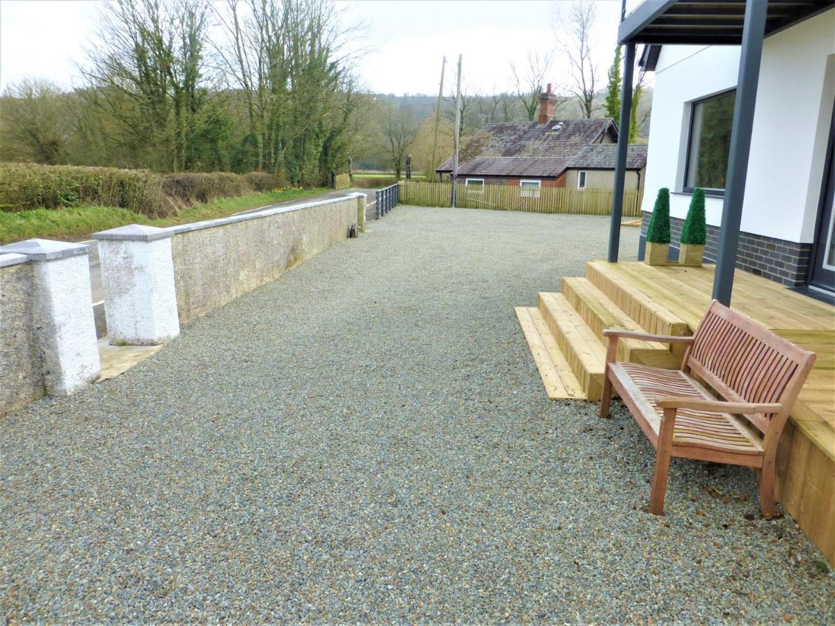 Gerycastell Luxury Holiday Apartment With Stunning Views & Ev Station Point Carmarthen Exterior foto
